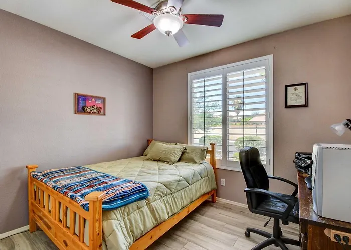 Holiday home Getaway < 8 Mi To Estrella Mountain! Avondale