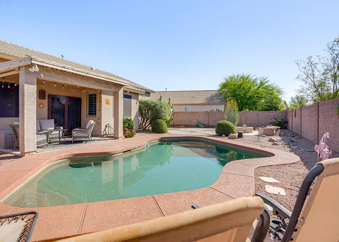 Holiday home Getaway < 8 Mi To Estrella Mountain!